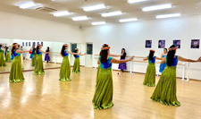 奈良・大阪・京都のハワイアンフラダンス教室 Halau Lehua Ahihi