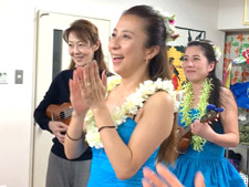 奈良・大阪・京都のハワイアンフラダンス教室 Halau Lehua Ahihi