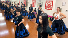 奈良・大阪・京都のハワイアンフラダンス教室 Halau Lehua Ahihi