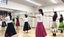 奈良・大阪・京都のハワイアンフラダンス教室 Halau Lehua Ahihi