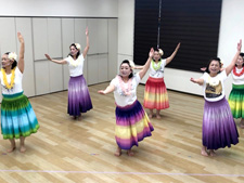 奈良・大阪・京都のハワイアンフラダンス教室 Halau Lehua Ahihi