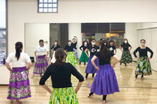 奈良・大阪・京都のハワイアンフラダンス教室 Halau Lehua Ahihi