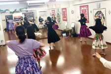 奈良・大阪・京都のハワイアンフラダンス教室 Halau Lehua Ahihi